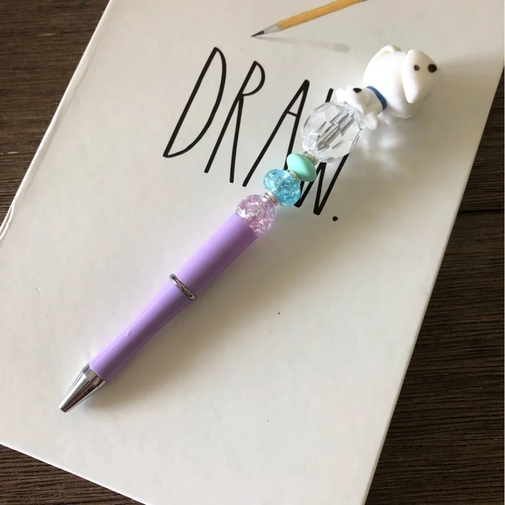 Disney Doorables: 101 Dalmatians: Penny handmade beaded pen